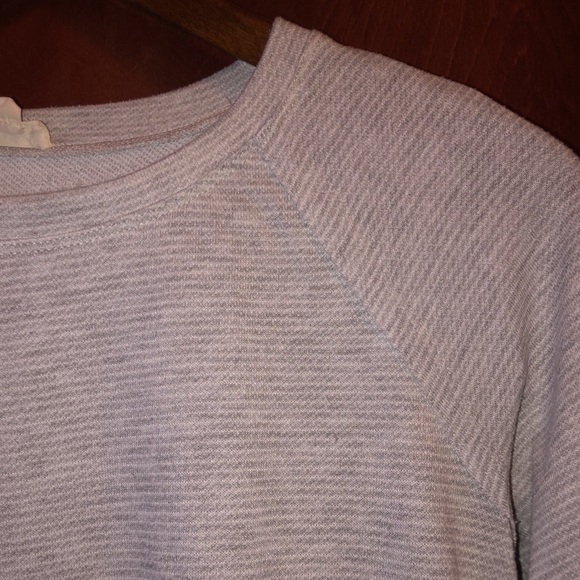 Hem & Thread Shirt - Picture 6 of 7